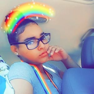 Meet your Posher, Carimar